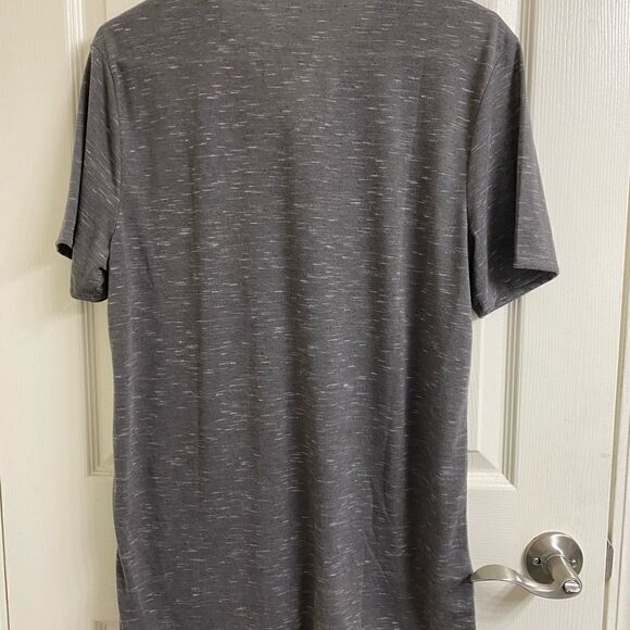 NWOT Men's The Rails T-Shirt, Slub Cotton, Taupe, Lightweight V-neck - Picture 5 of 6